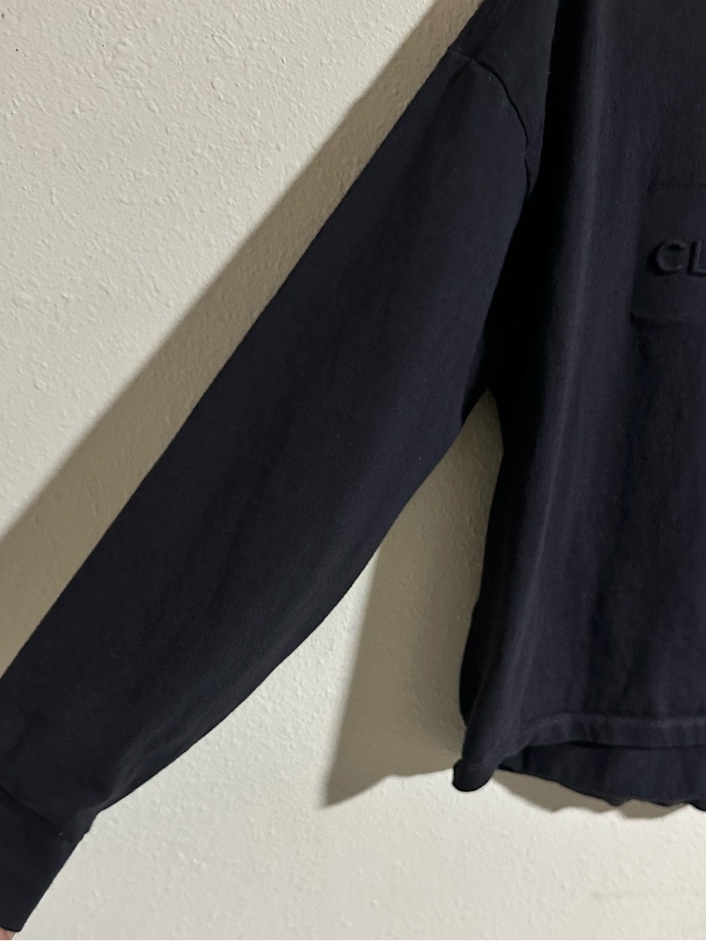 Club Pilates Women's Black Embossed Logo Long Sleeve Shirt - Picture 2 of 6